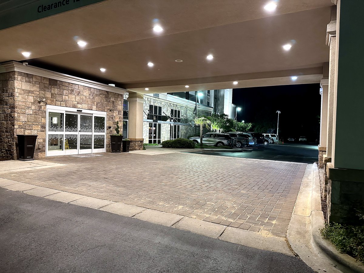 Hotel canopy LED lighting