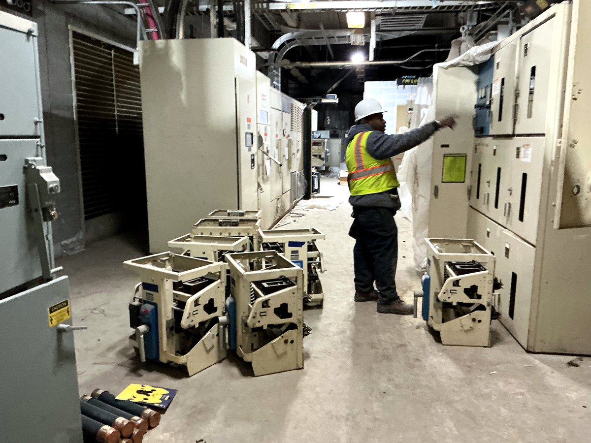 Medium voltage switchgear work